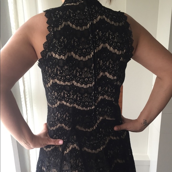 👗Lace Halter Neck dress 👗 - Picture 3 of 5